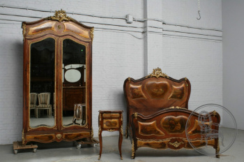 Антикварный спальный гарнитур с живописными вставками код. BE5857