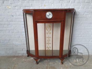 Антикварная витрина из красного дерева код. BE4097549