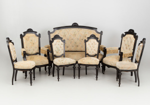 картинка Антикварный комплект для гостиной салоне старинных вещей "Шебби" являющийся официальным дистрибьютором в России и Беларуси