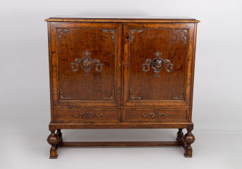 Старинный комод код. RM38038