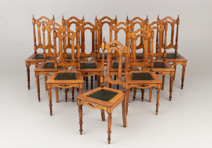 картинка Антикварный набор стульев (12 шт.) салоне старинных вещей "Шебби" являющийся официальным дистрибьютором в России и Беларуси