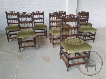 Антикварные ореховые стулья (8 шт.) в стиле Ренессанс код.&nbsp;BE4165511