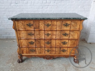 Антикварный комод в стиле Чиппендейл с поверхностью из серого мрамора код. BE4139736