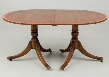 Старинный стол код. XX11173