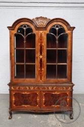 Старинная витрина из палисандра с интарсиями код. BE4097666