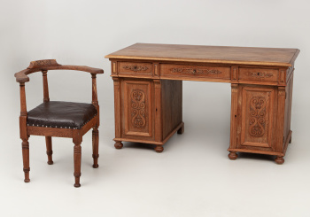 Старинный письменный стол и угловое кресло код. RM58232