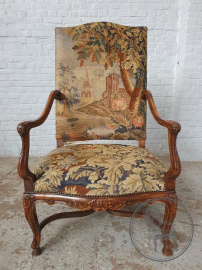 Антикварное кресло с Х-образной проножкой код. BE107418