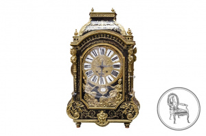 картинка Антикварные каминные часы салоне старинных вещей "Шебби" являющийся официальным дистрибьютором в России и Беларуси