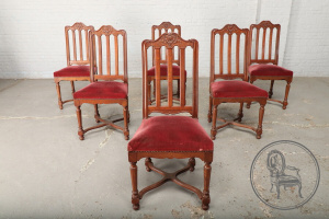 картинка Антикварный набор стульев из дуба в рокайльном стиле салоне старинных вещей "Шебби" являющийся официальным дистрибьютором в России и Беларуси