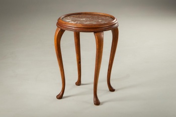 Старинный столик с мраморной столешницей код. RM4101605