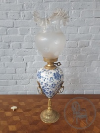 Старинная фарфоровая лампа с бронзовым основанием код. BE4150609