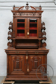 Антикварный ореховый буфет с открытыми боковыми полками код. BE4096799