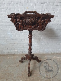 Антикварная ореховая подставка для цветов код. BE4164429