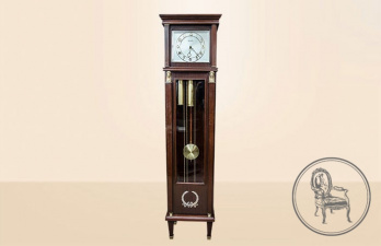 Старинные напольные часы код. VS1113