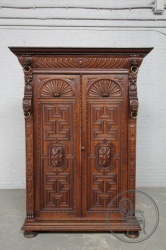 Антикварный шкаф код. BE5983