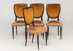 картинка Старинный набор стульев (4 шт.) салоне старинных вещей "Шебби" являющийся официальным дистрибьютором в России и Беларуси