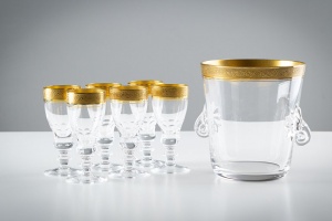 картинка Старинный комплект: ведерко и 6 бокалов с позолотой салоне старинных вещей "Шебби" являющийся официальным дистрибьютором в России и Беларуси