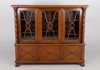 Старинный книжный шкаф код. RM39531