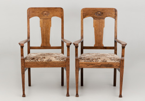 картинка Старинные кресла (2 шт.) салоне старинных вещей "Шебби" являющийся официальным дистрибьютором в России и Беларуси