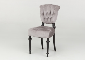 картинка Cтаринный стул салоне старинных вещей "Шебби" являющийся официальным дистрибьютором в России и Беларуси