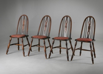 Антикварные стулья из красного дерева (4 шт.) с резной спинкой код. RM4165640