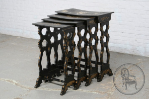 картинка Антикварный набор столиков (4 шт.) с инкрустацией в китайском стиле салоне старинных вещей "Шебби" являющийся официальным дистрибьютором в России и Беларуси