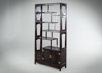 Старинный стеллаж с латунными ручками код.&nbsp;RM4165285