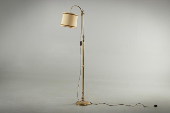 Старинный торшер на латунной опоре со вставками из оникса код. RM4107762