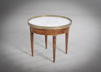 Антикварный круглый столик с мраморным верхом код.&nbsp;RM4165807