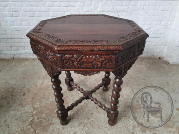 Антикварный кофейный столик с витыми ножками код. BE107135