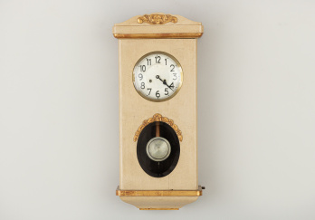 Старинные настенные часы код. RM52369