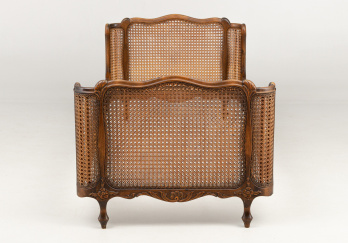 Старинная кровать код. RM58524