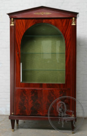 Старинная витрина код. BE3813