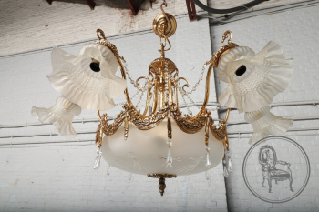 Старинная люстра в стиле ампир со стеклянными плафонами код. BE64798