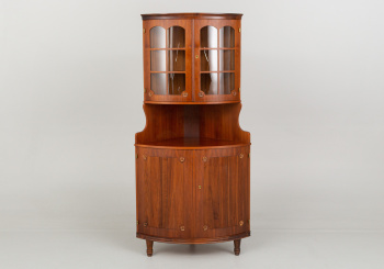 Старинный угловой посудный шкаф код. RM48081