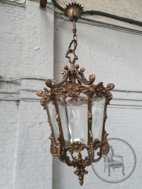Старинная бронзовая люстра-фонарь с резными стеклами код. BE4097764