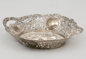 Винтажная посеребренная ажурная сухарница код. RM4101408