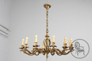 картинка Старинная люстра салоне старинных вещей "Шебби" являющийся официальным дистрибьютором в России и Беларуси