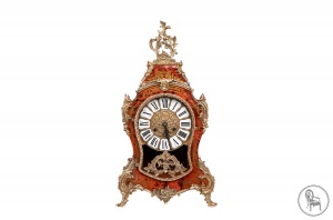 картинка Старинные каминные часы с инкрустацией и бронзовой отделкой салоне старинных вещей "Шебби" являющийся официальным дистрибьютором в России и Беларуси