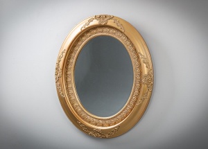 картинка Старинное зеркало в деревянной раме салоне старинных вещей "Шебби" являющийся официальным дистрибьютором в России и Беларуси