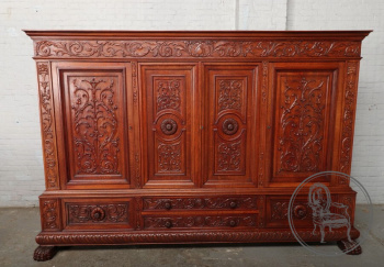 Антикварный книжный шкаф на ножках в форме львиных лап код. BE107261