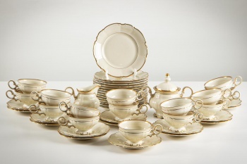 Старинный фарфоровый кофейный сервиз Hutschenreuther код. RM4108428