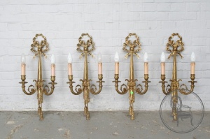 картинка Набор старинных бронзовых бра салоне старинных вещей "Шебби" являющийся официальным дистрибьютором в России и Беларуси