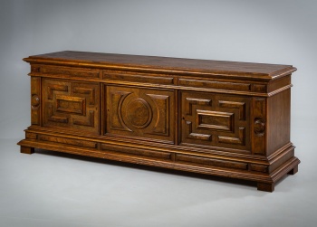 Антикварный немецкий комод код. RM4165242