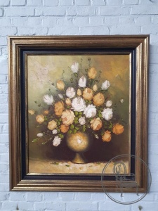 картинка Винтажная картина "Натюрморт с розами" салоне старинных вещей "Шебби" являющийся официальным дистрибьютором в России и Беларуси