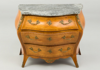 Старинный Комод код. RM18804