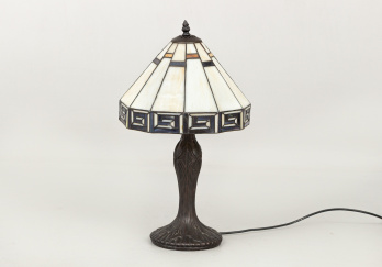 Старинная настольная лампа код. RM59048