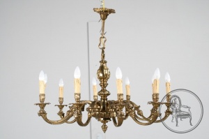 картинка Старинная бронзовая люстра на 10 рожков салоне старинных вещей "Шебби" являющийся официальным дистрибьютором в России и Беларуси