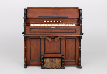 Антикварное пианино код. RM39648