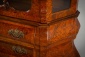 Антикварный шкаф для посуды из ореха с резьбой и бронзовой фурнитурой код. RM4165165 фото 10